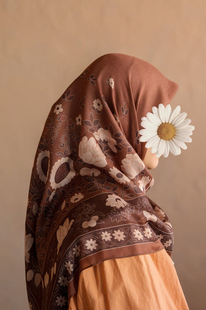 Wildflower | Brown